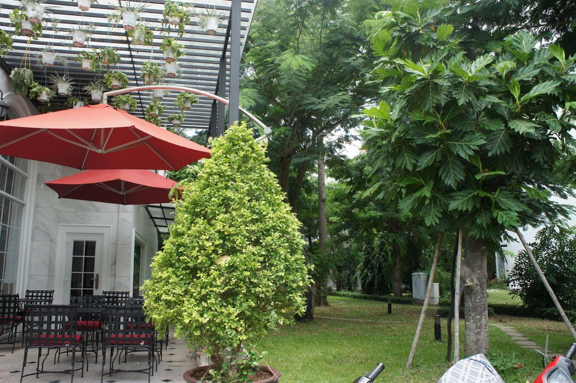 L'odéon Phu My Hung 3*