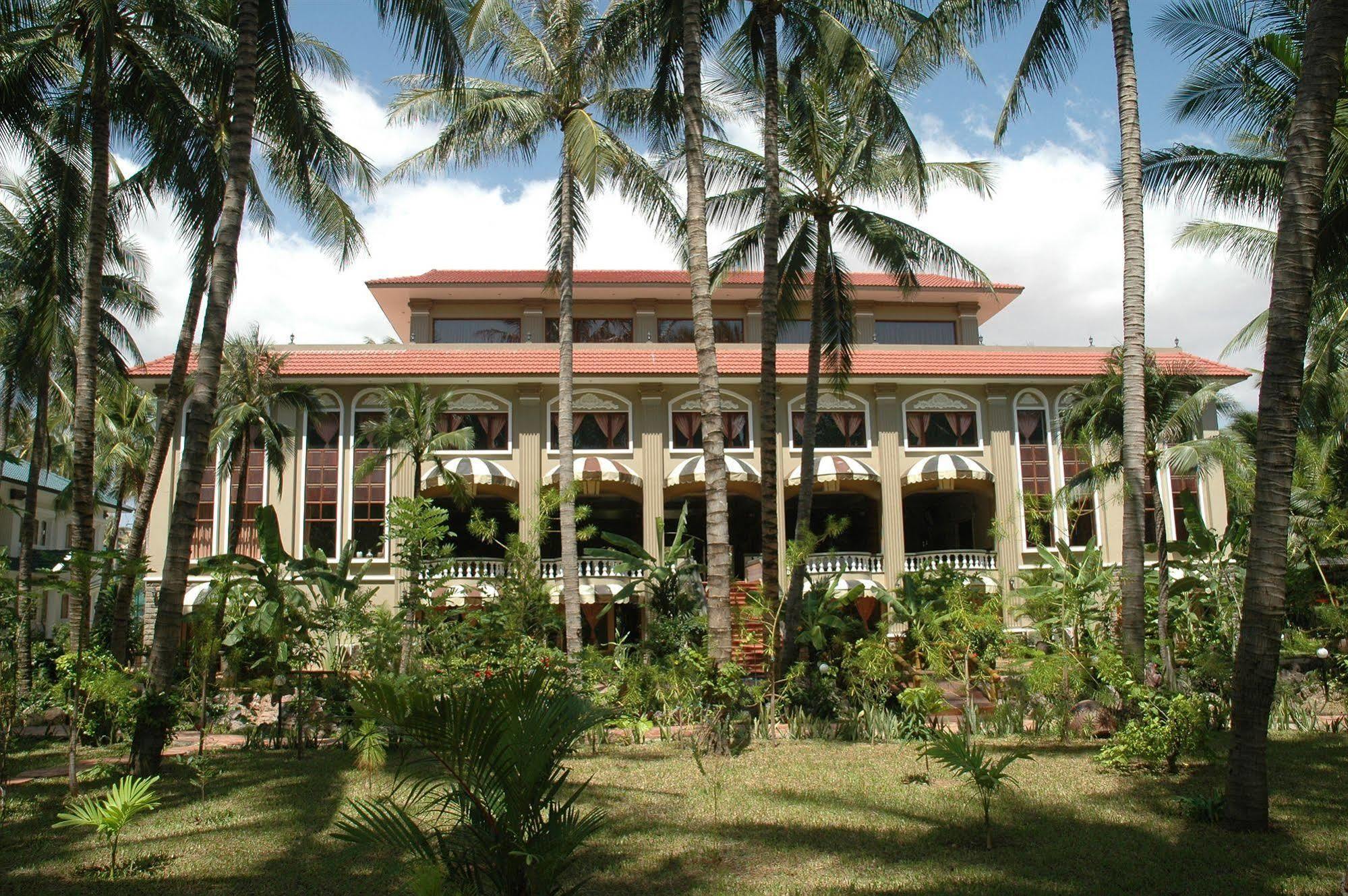 Vinh Suong Seaside And Resort