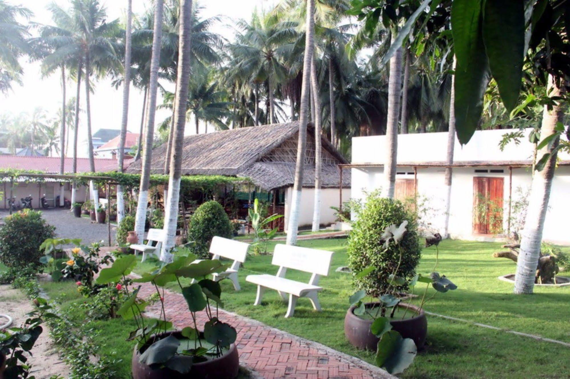Ha Phuong Hotel