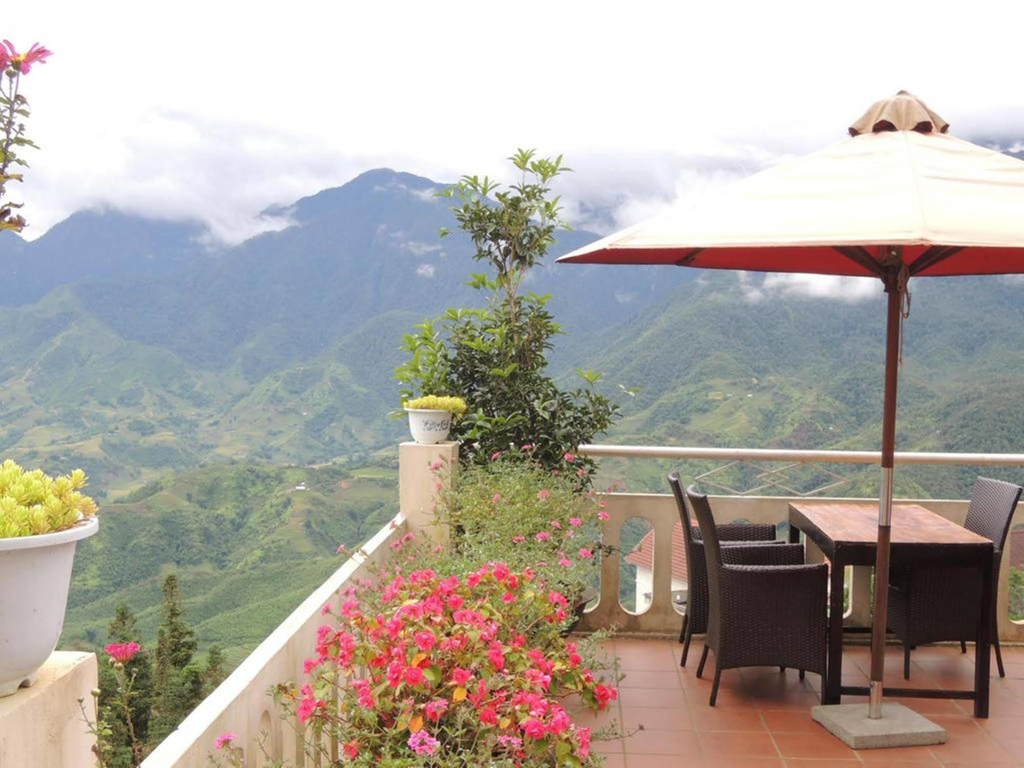 Hotel Hmong 3*