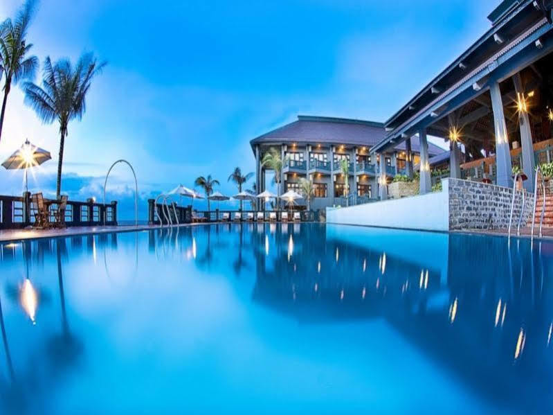 Resort Tropicana &