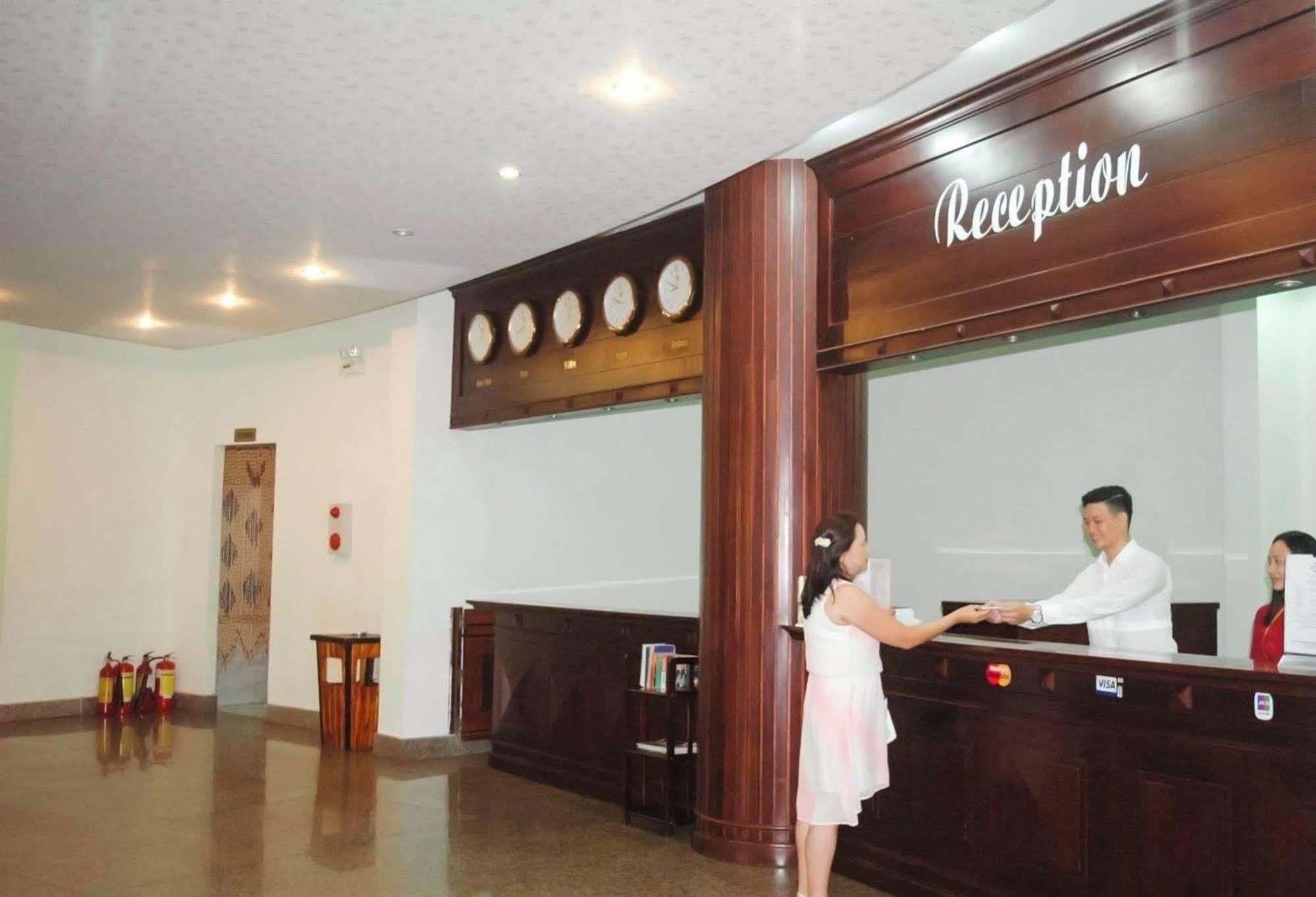 Cuu Long Hotel