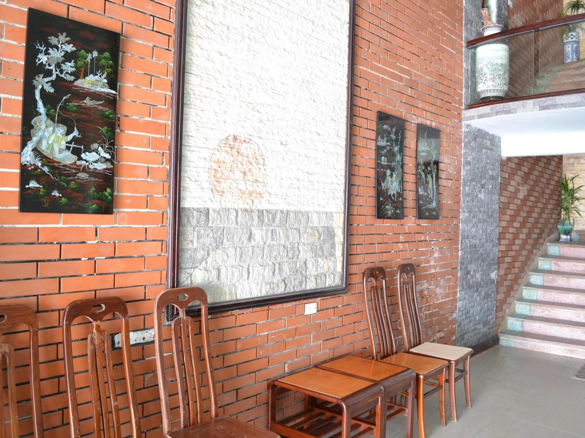 Huong Giang Hotel