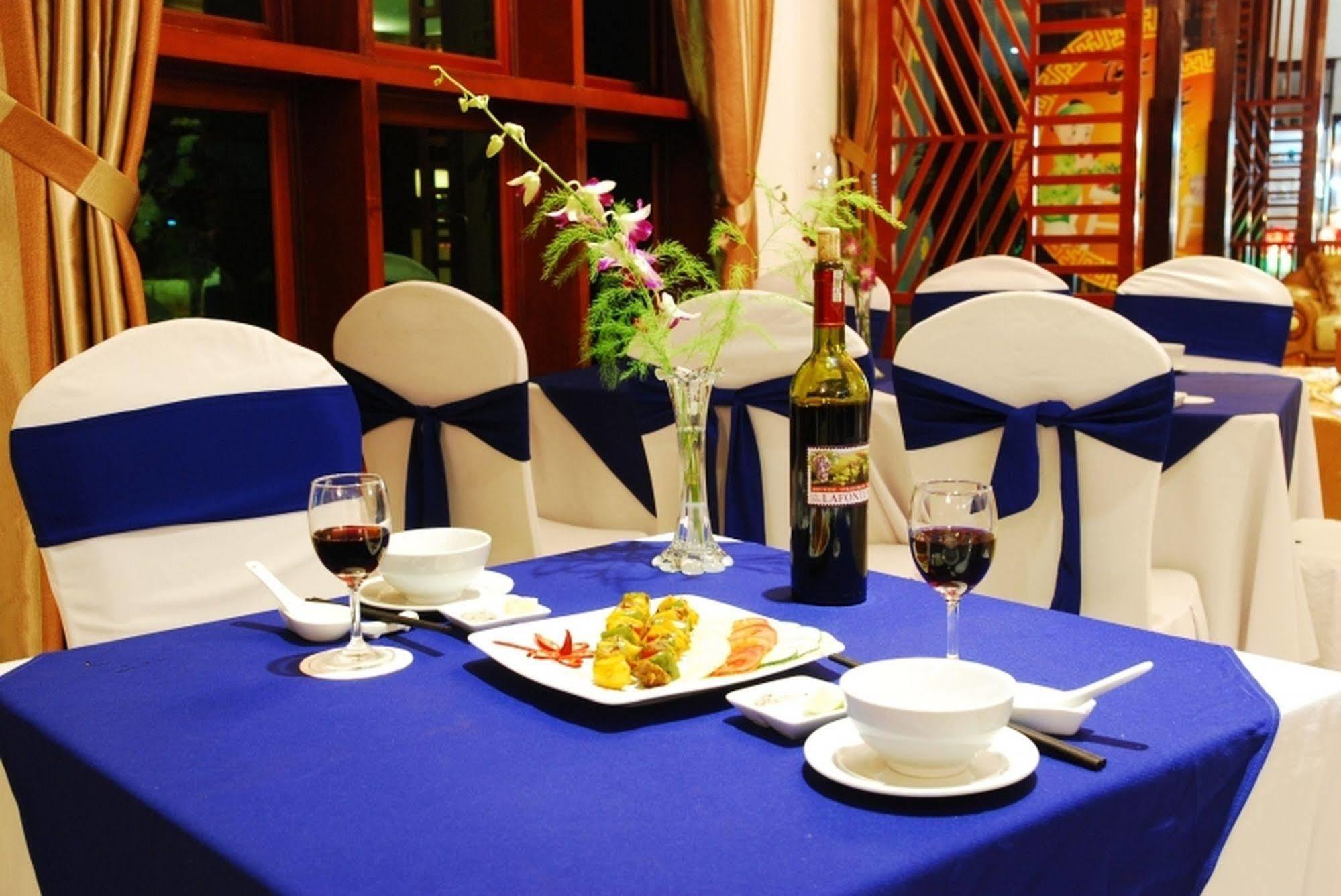Flora Beach Hotel & Spa Da Nang