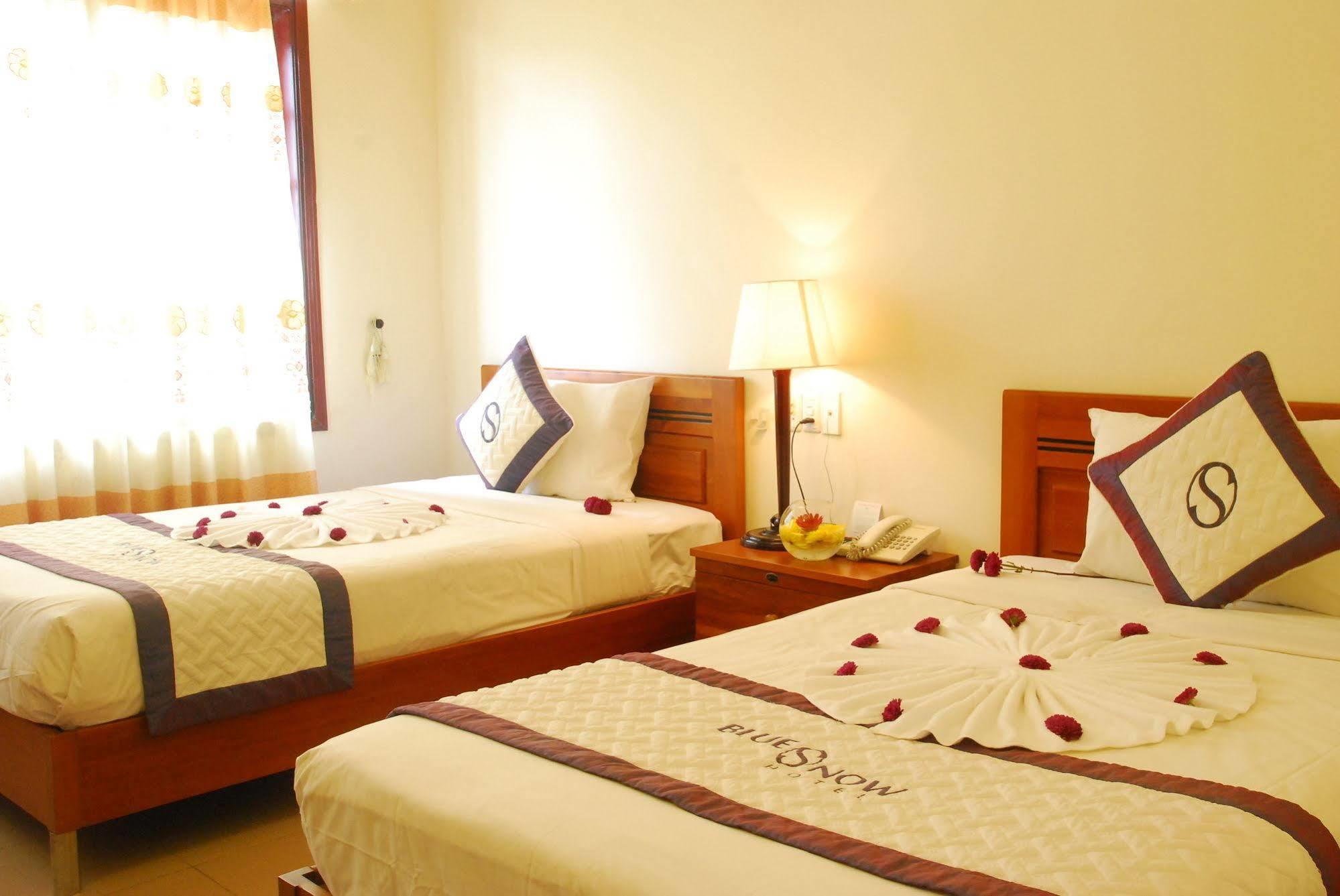 Hotel Flora Beach Hotel & Spa 3*