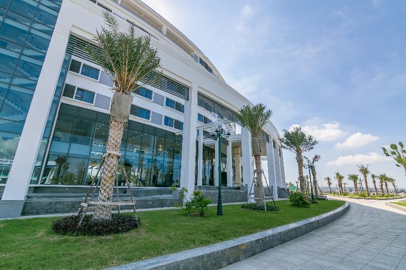 Hotel Navy 4*