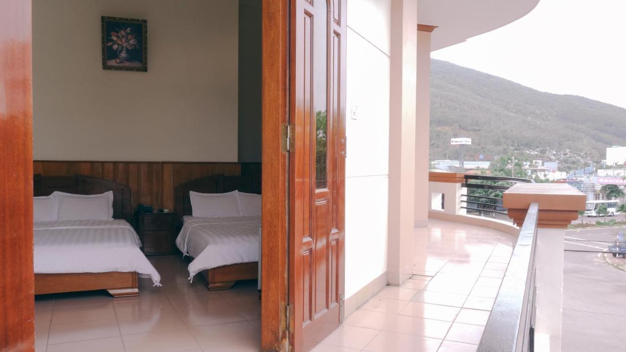 Huong Hotel 2*