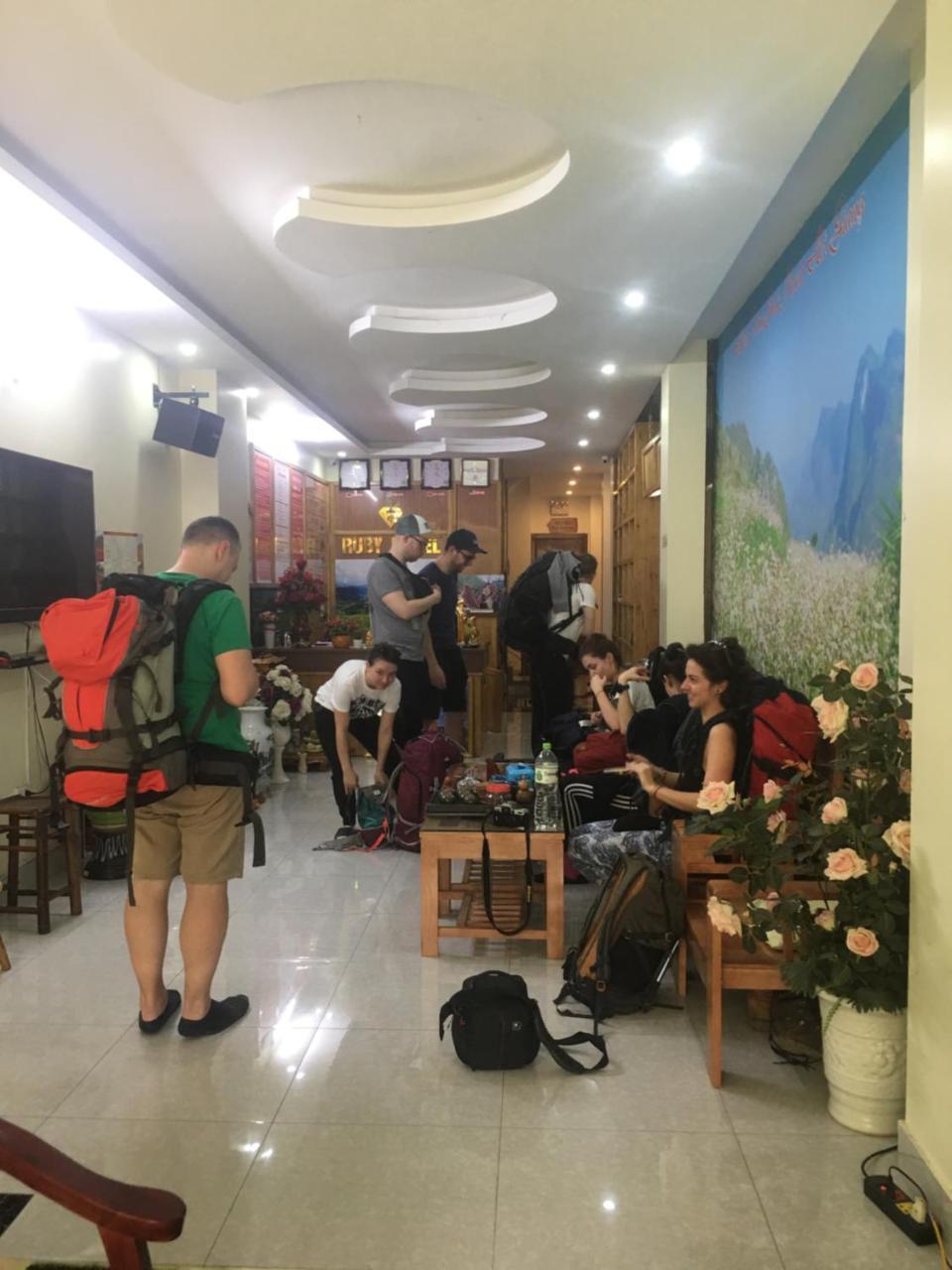 Khách sạn Ruby