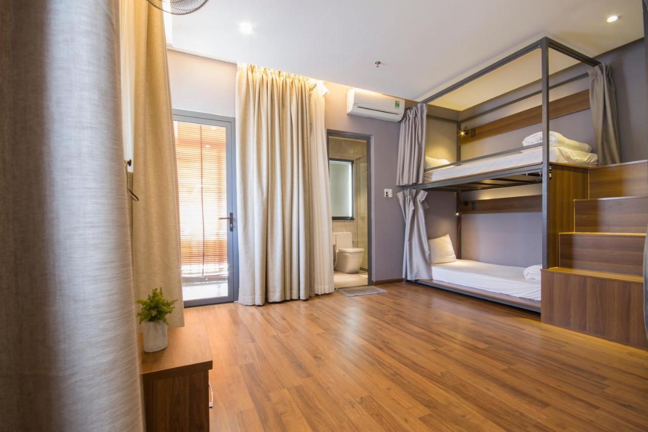 Light House Hostel *