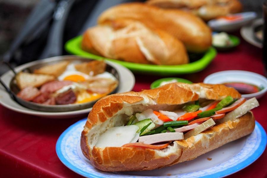 Bed & Breakfast Nam Anh 2*