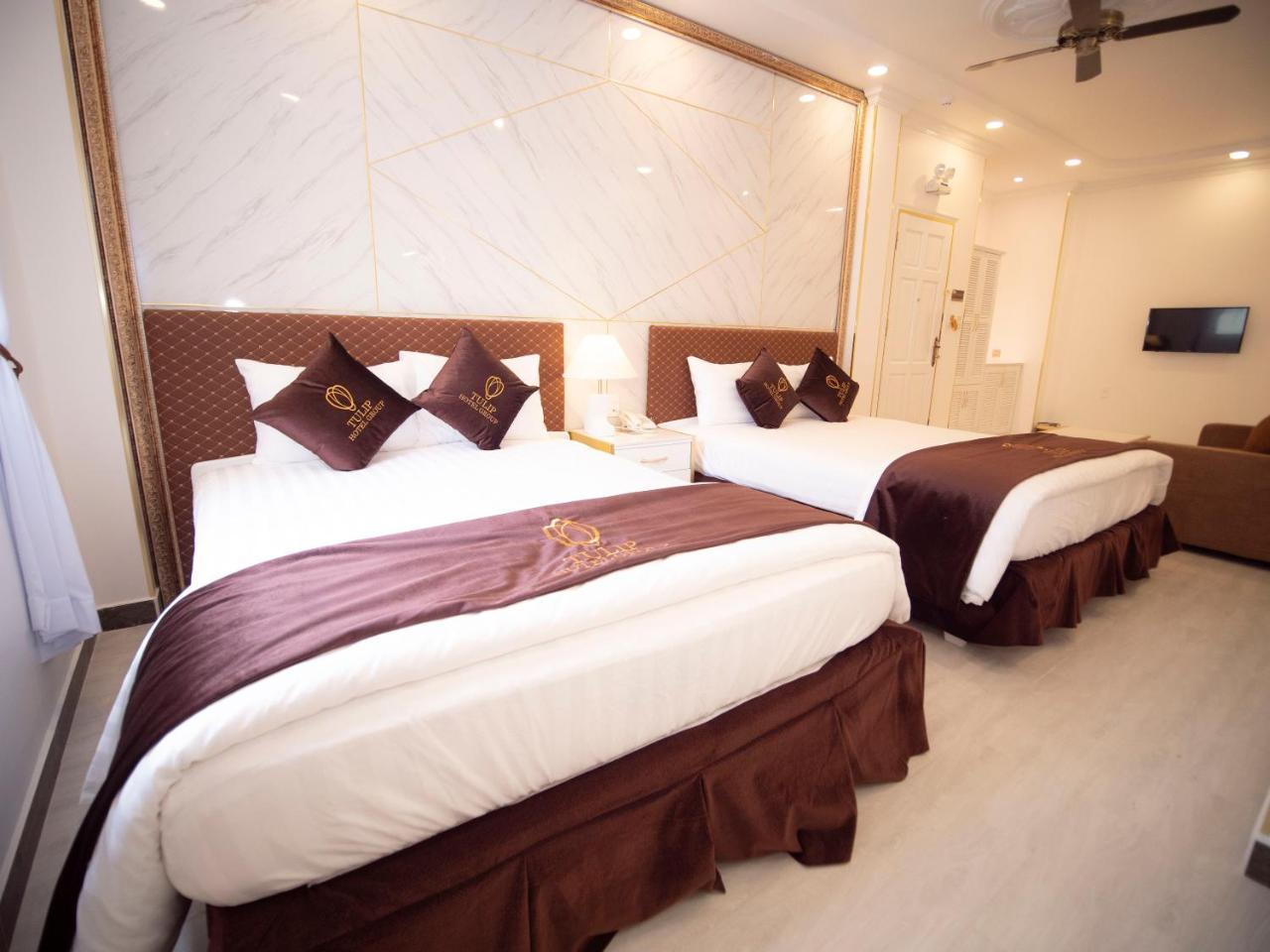 Khách sạn Tulip View 3*