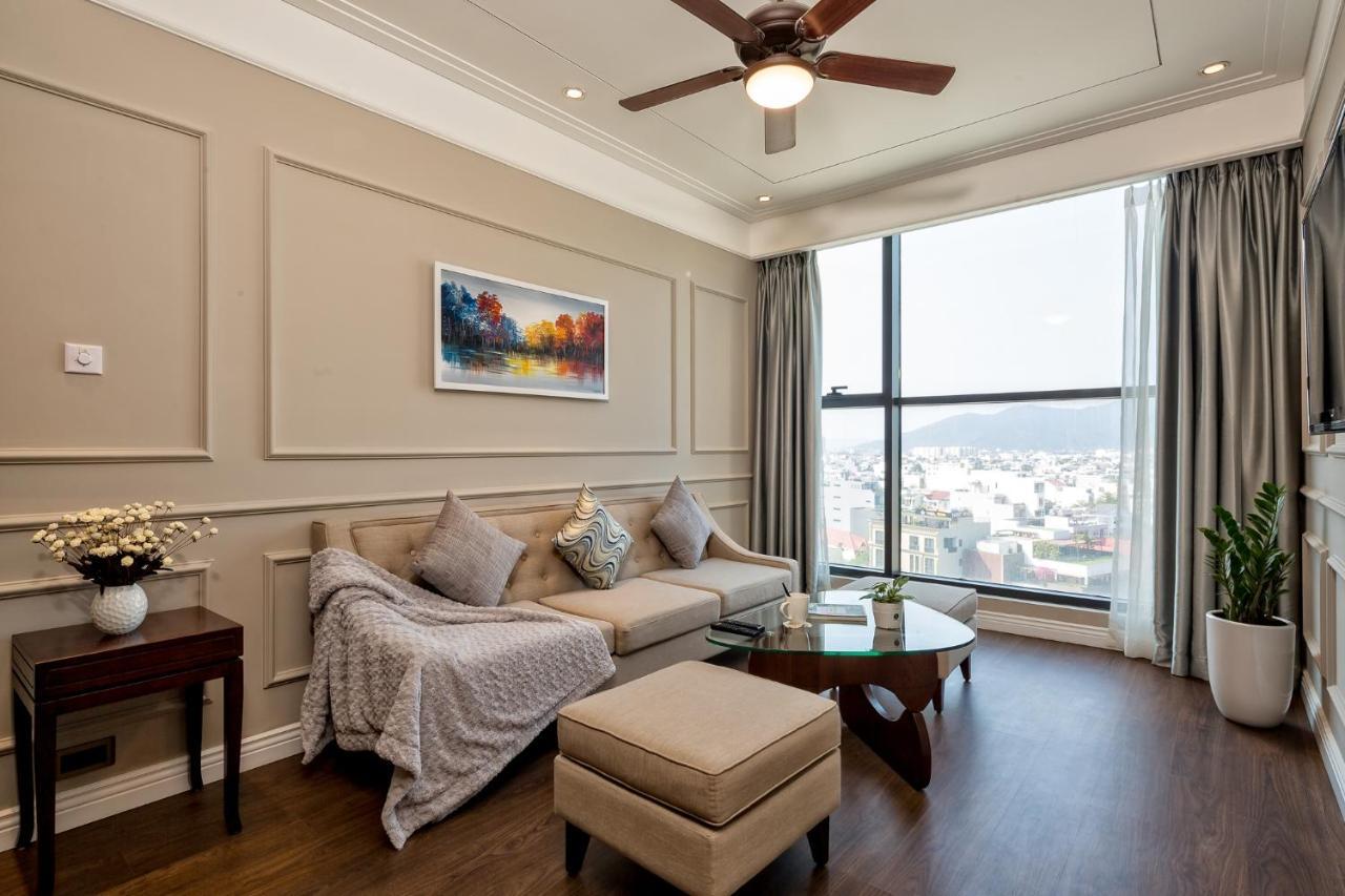 Beachfront Luxury - Rooftop Pool - Apartment *