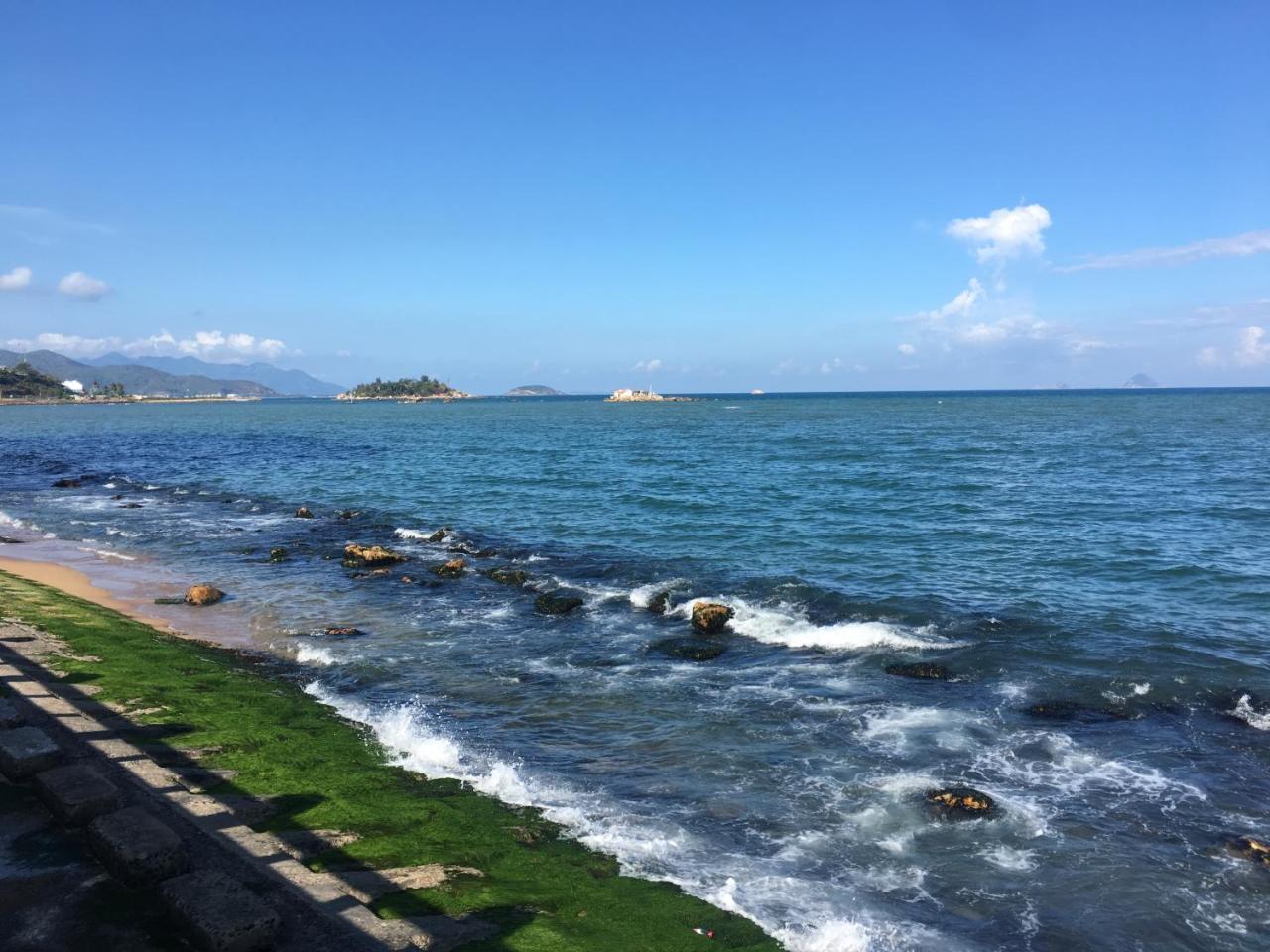 Moonlight Bay & Nha Trang