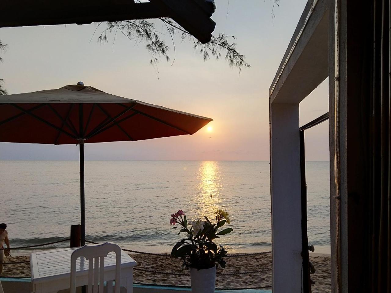 Resort Phu Quoc Paris Beach