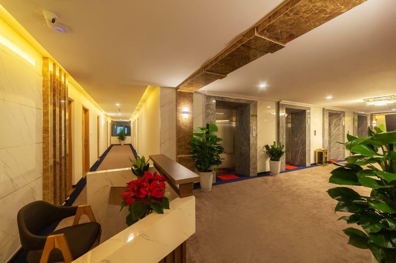 Hotel Ha Noi By Night Oceanus 4*