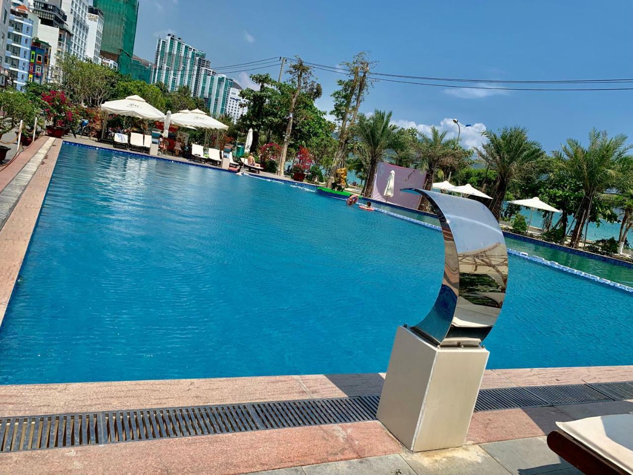 Ha Noi By Night Oceanus 4* Nha Trang