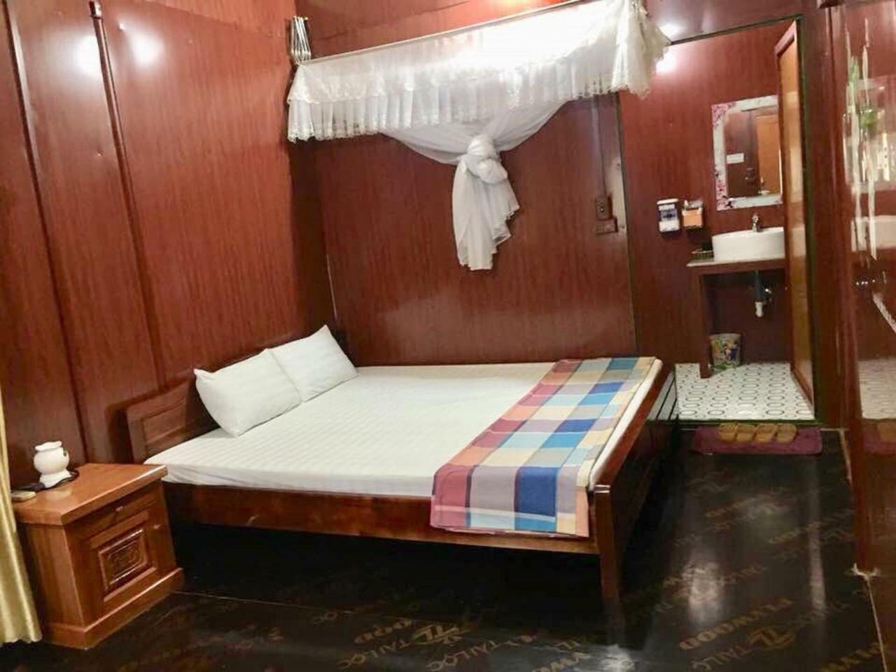 Hill & Tour Hostel