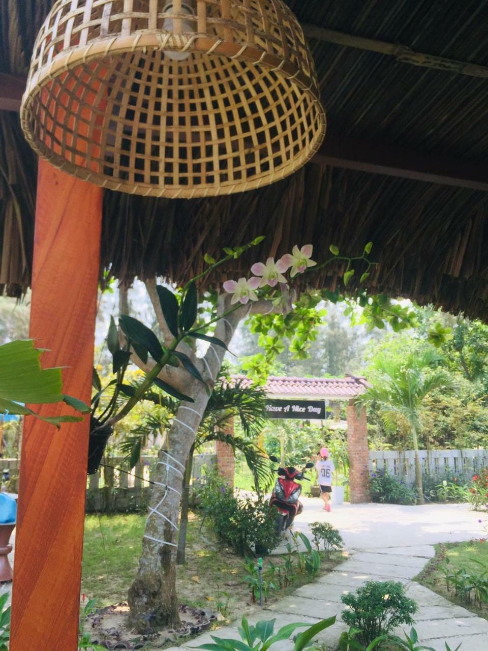 Hoi An Blue Seaside 2*