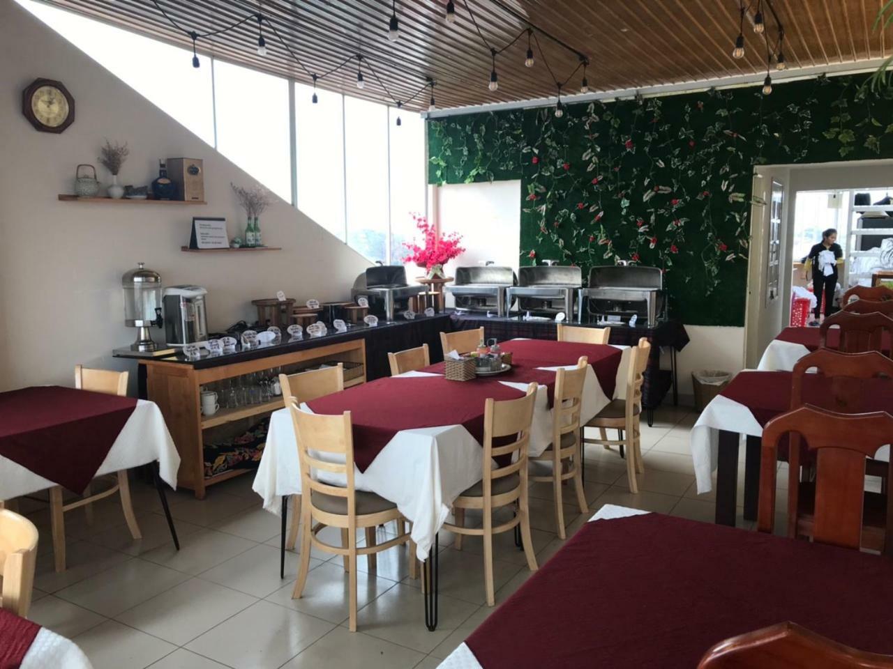 Hotel Starhill 2*