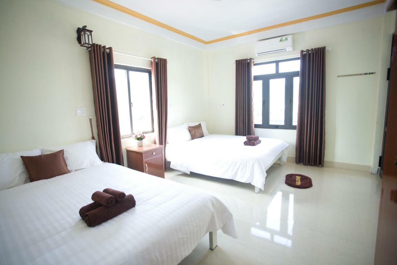 Khách sạn Golden Forest 3*
