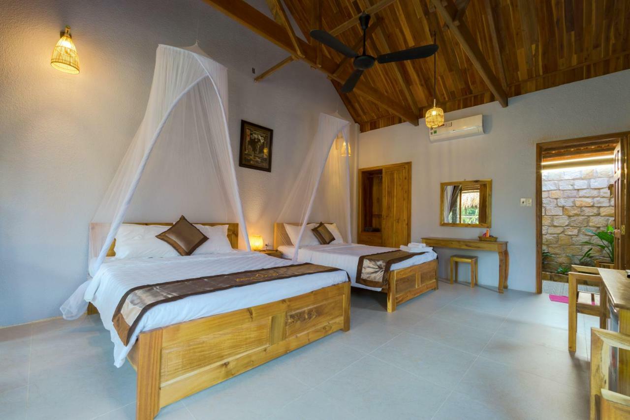 Resort Island 3*