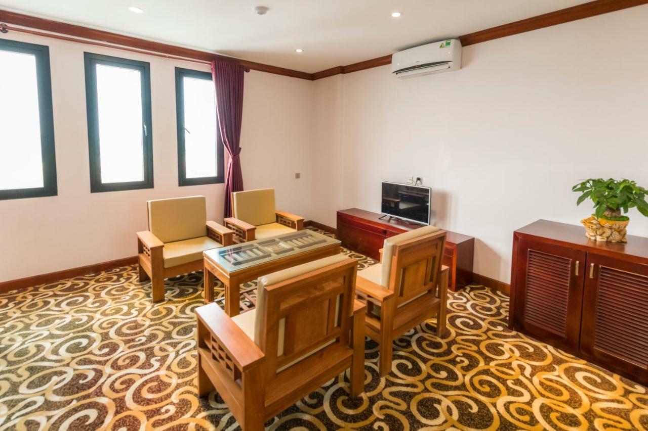 Hoang Trung - Co To Hotel 3*