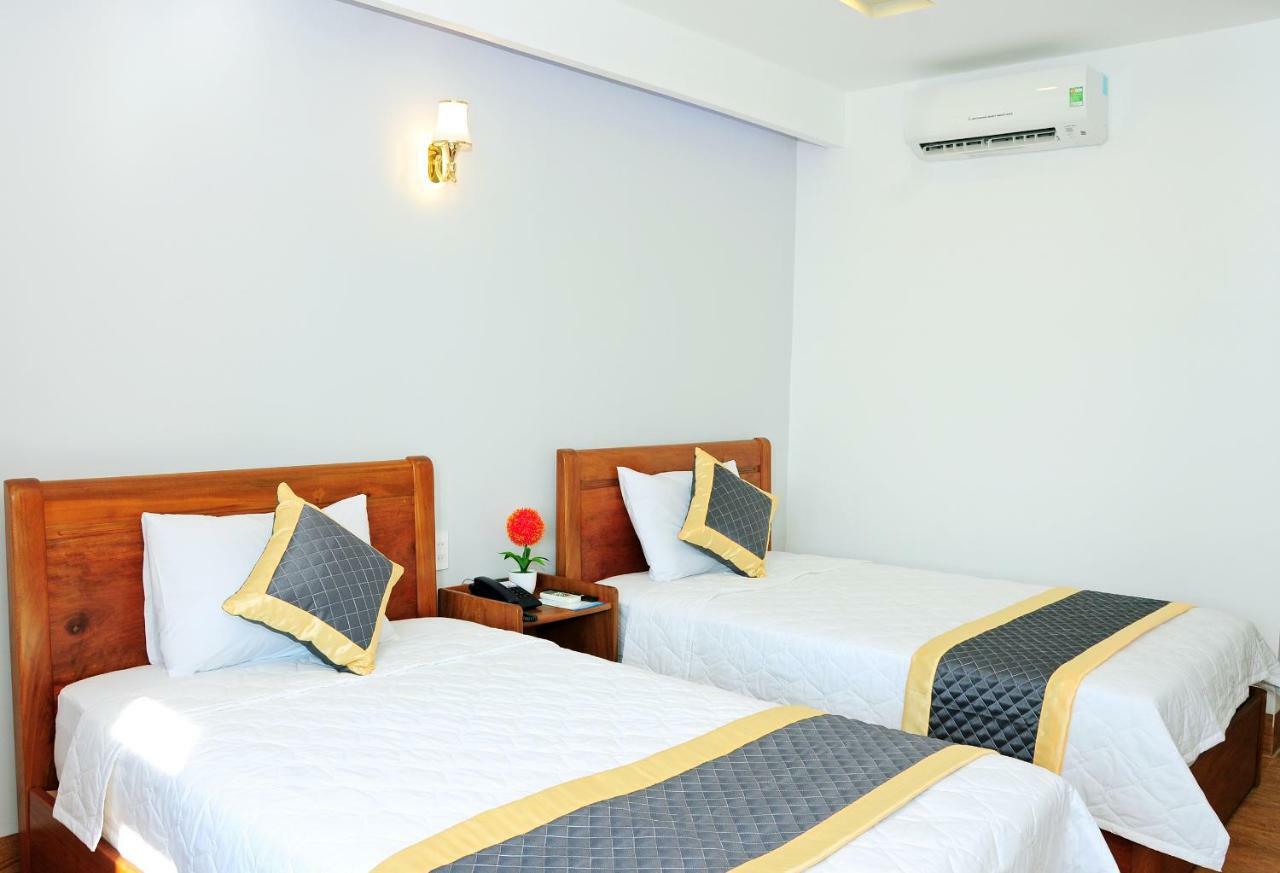 Seaside Hotel 2*