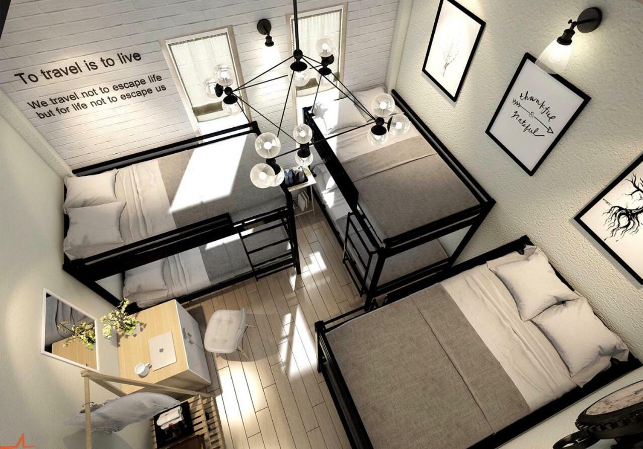 Sele House *