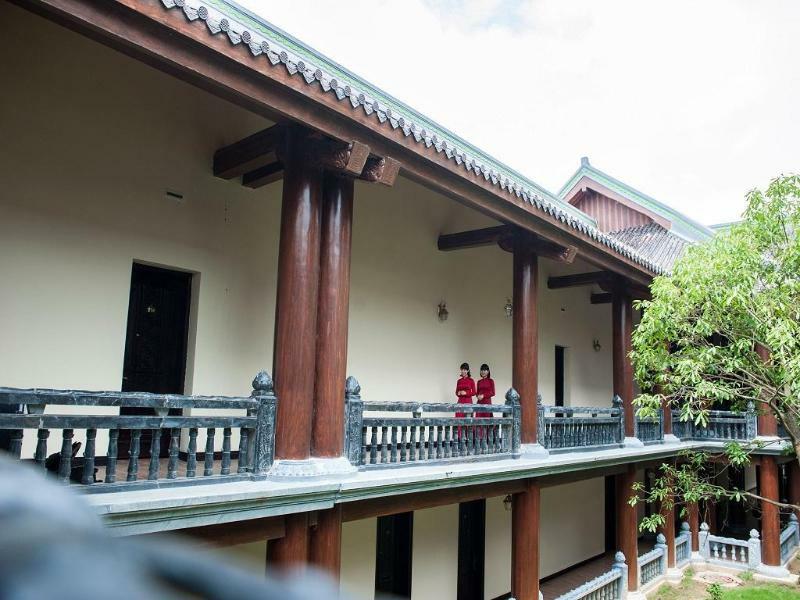 Khach Xa Bai Dinh Hotel 3*