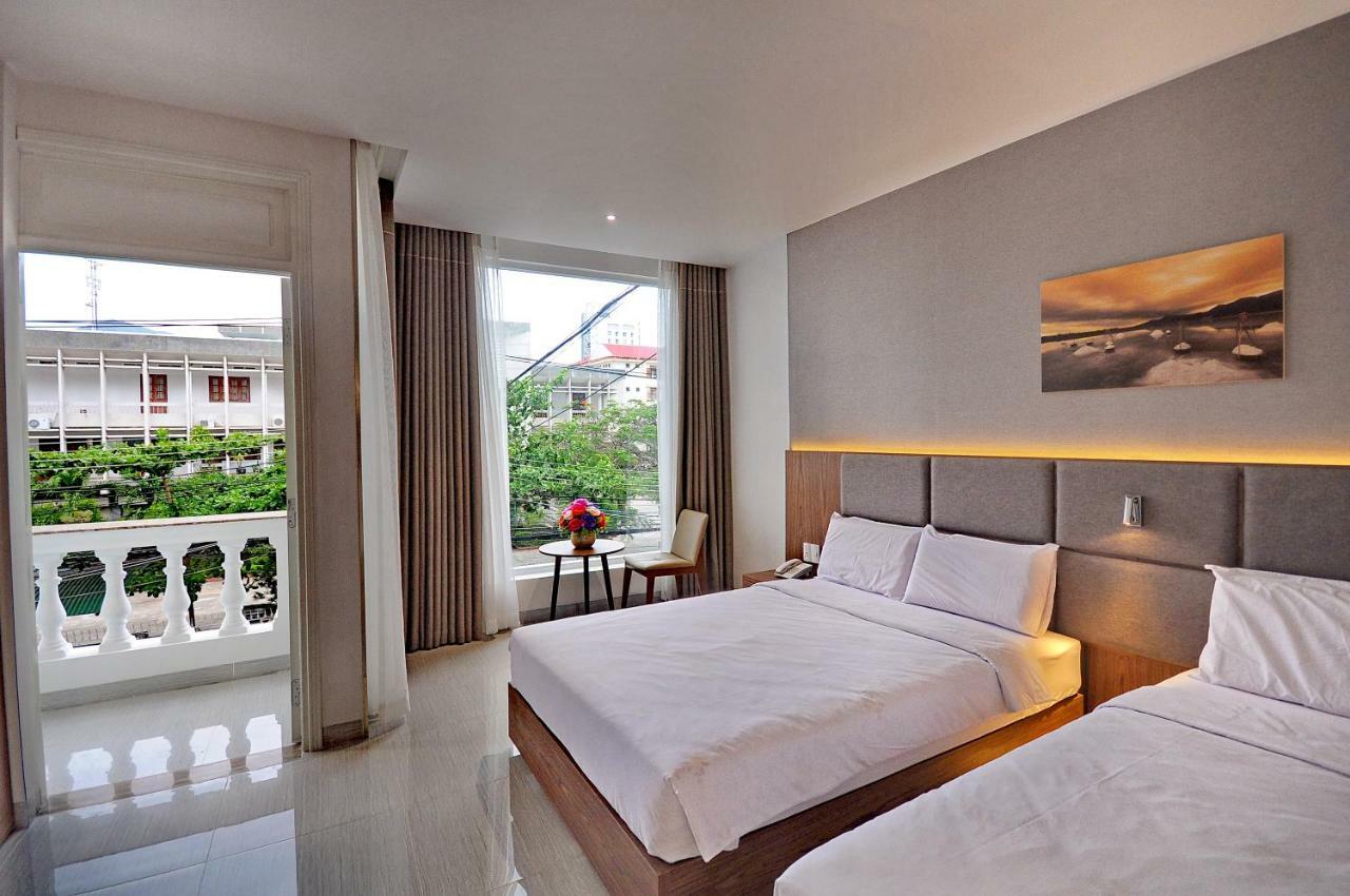 Khách sạn For Nha Trang