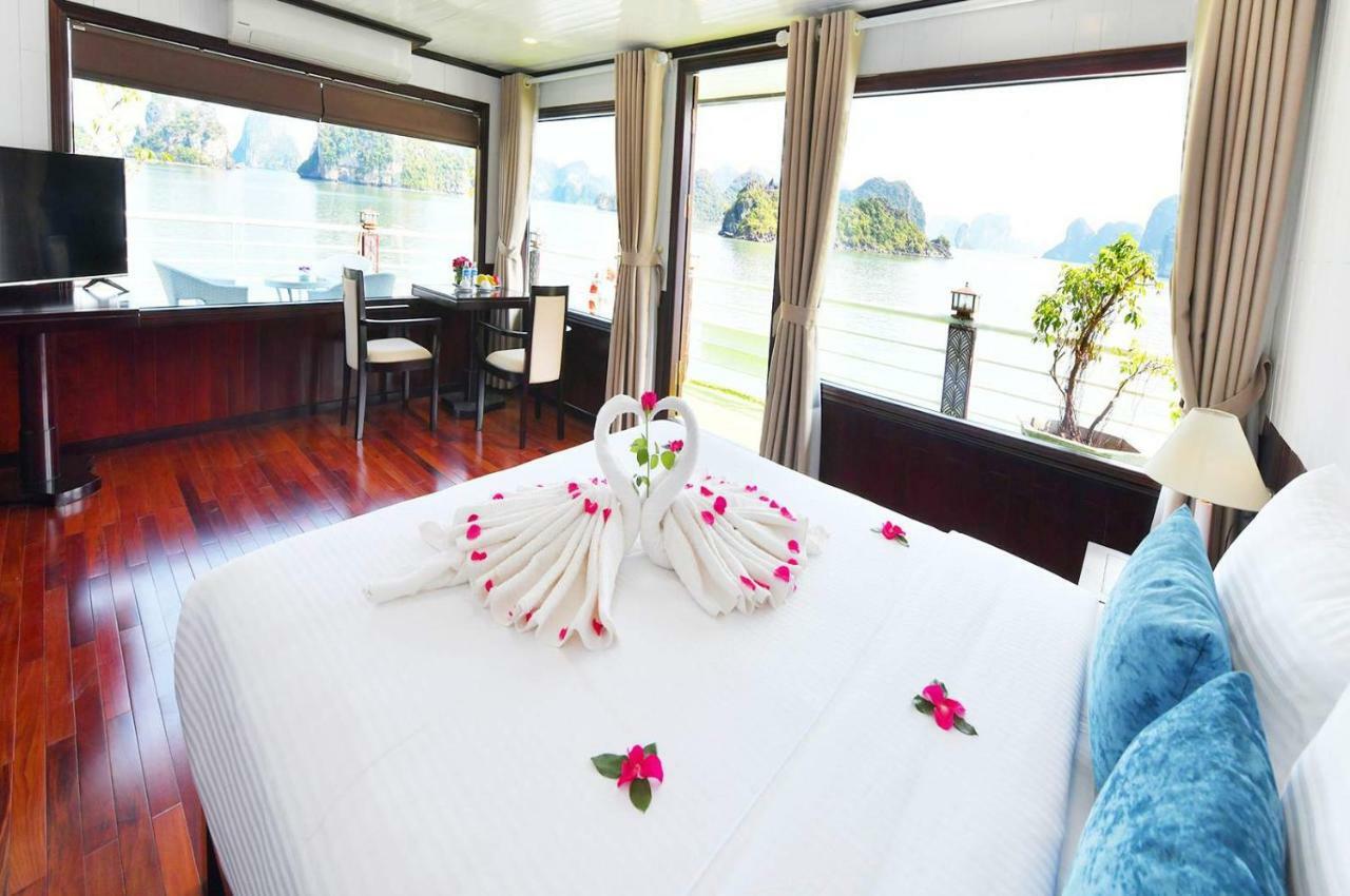 Halong Sapphire Cruise  4*
