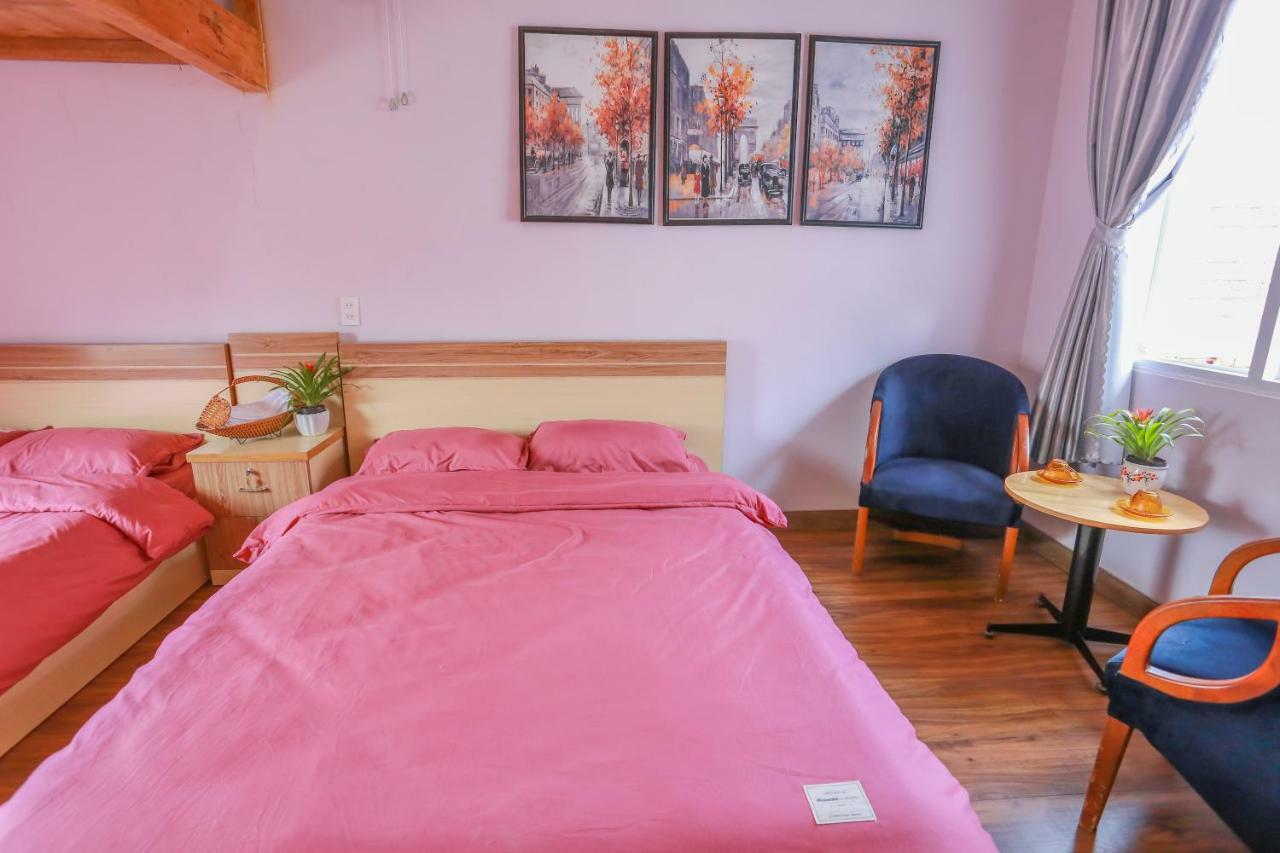 Homestay Bac Huong House *