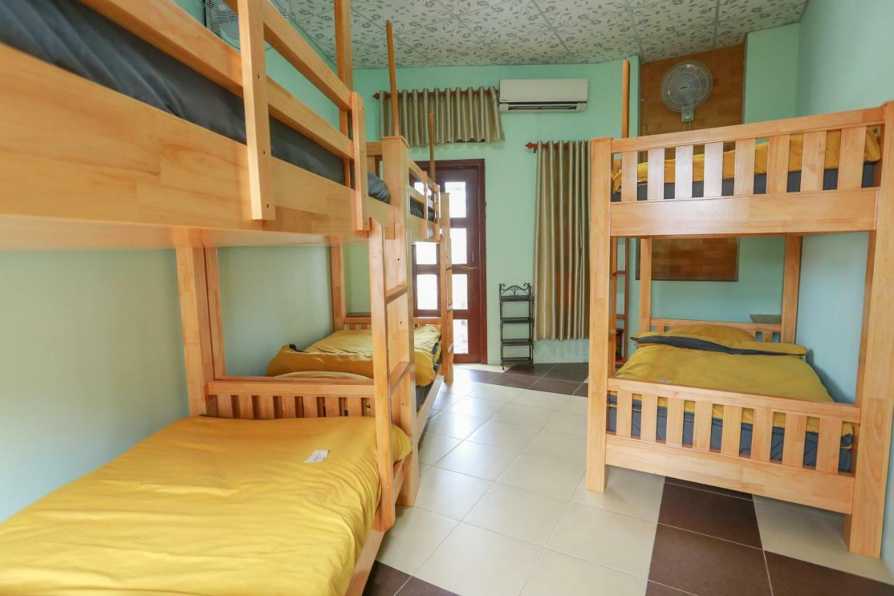 Bac Huong House Homestay *