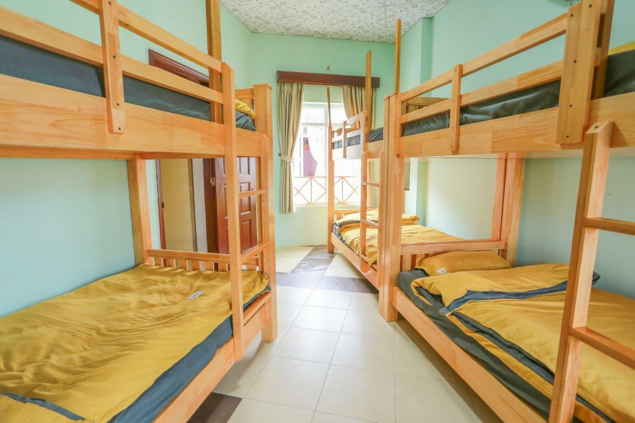 Bac Huong House Homestay