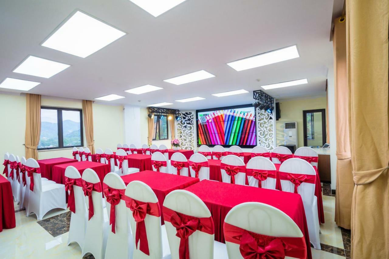 Khách sạn đinh Gia Hà Giang