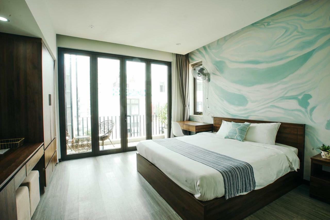 Royal Lion & Hotel Da Nang
