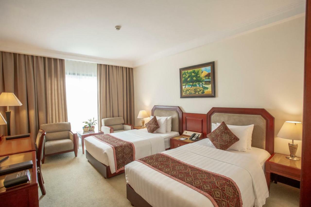 Hotel Pearl River