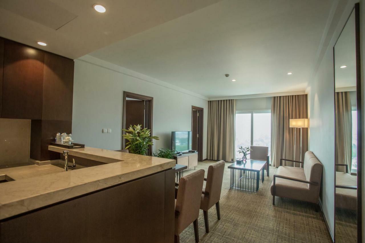 Pearl River Hotel