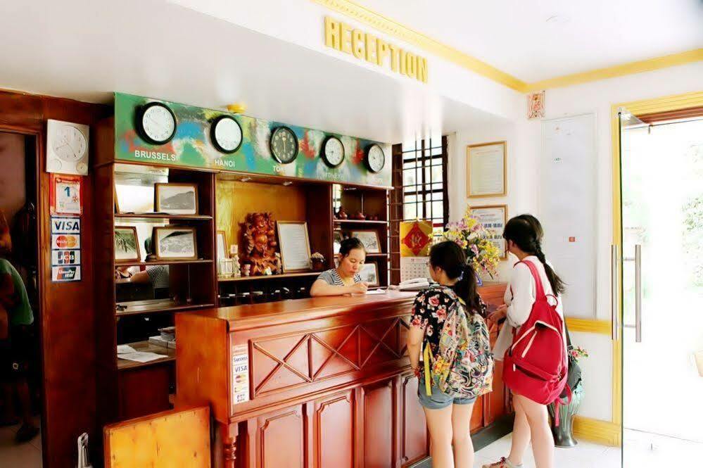 Cay Thong Hotel 2*