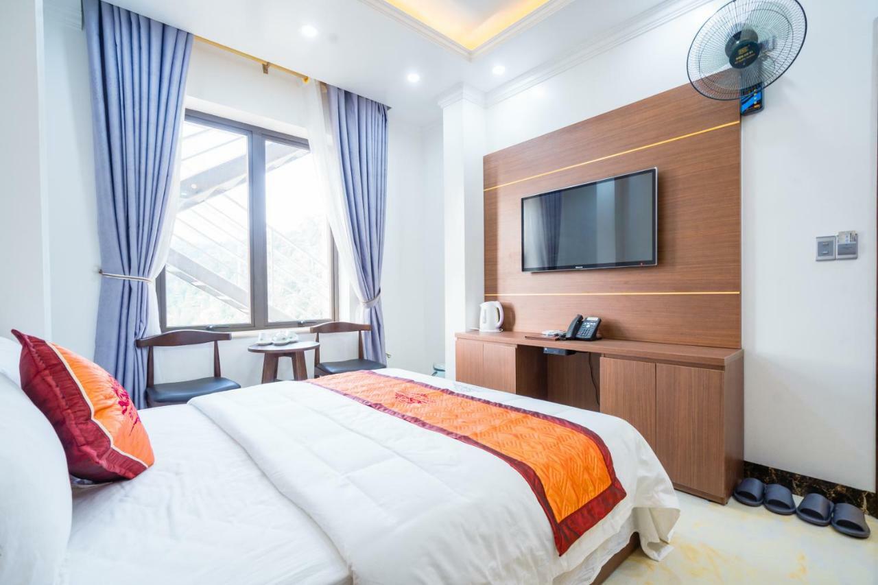 đinh Gia Khách sạn 3*