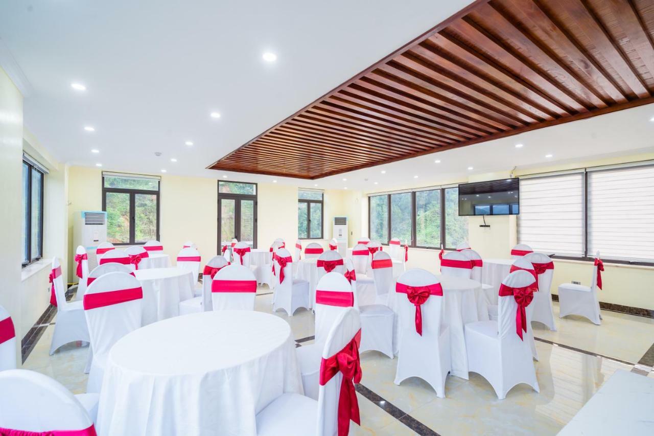 đinh Gia 3* Hà Giang