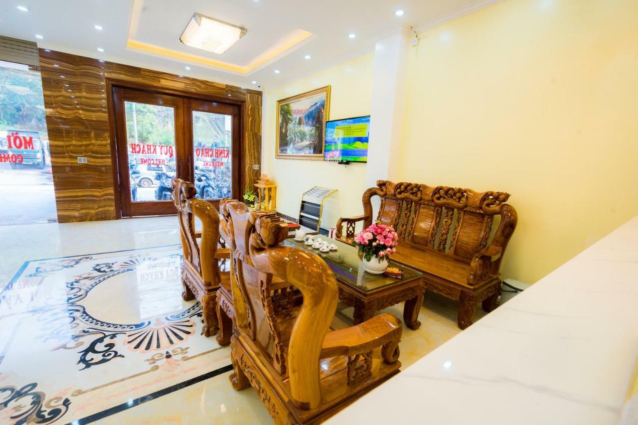đinh Gia Khách sạn 3*