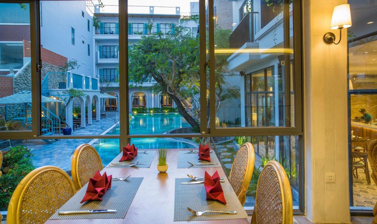 Salmalia Boutique & 4* Da Nang
