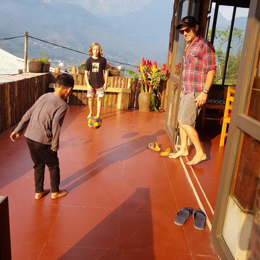 Homestay Tavan View *