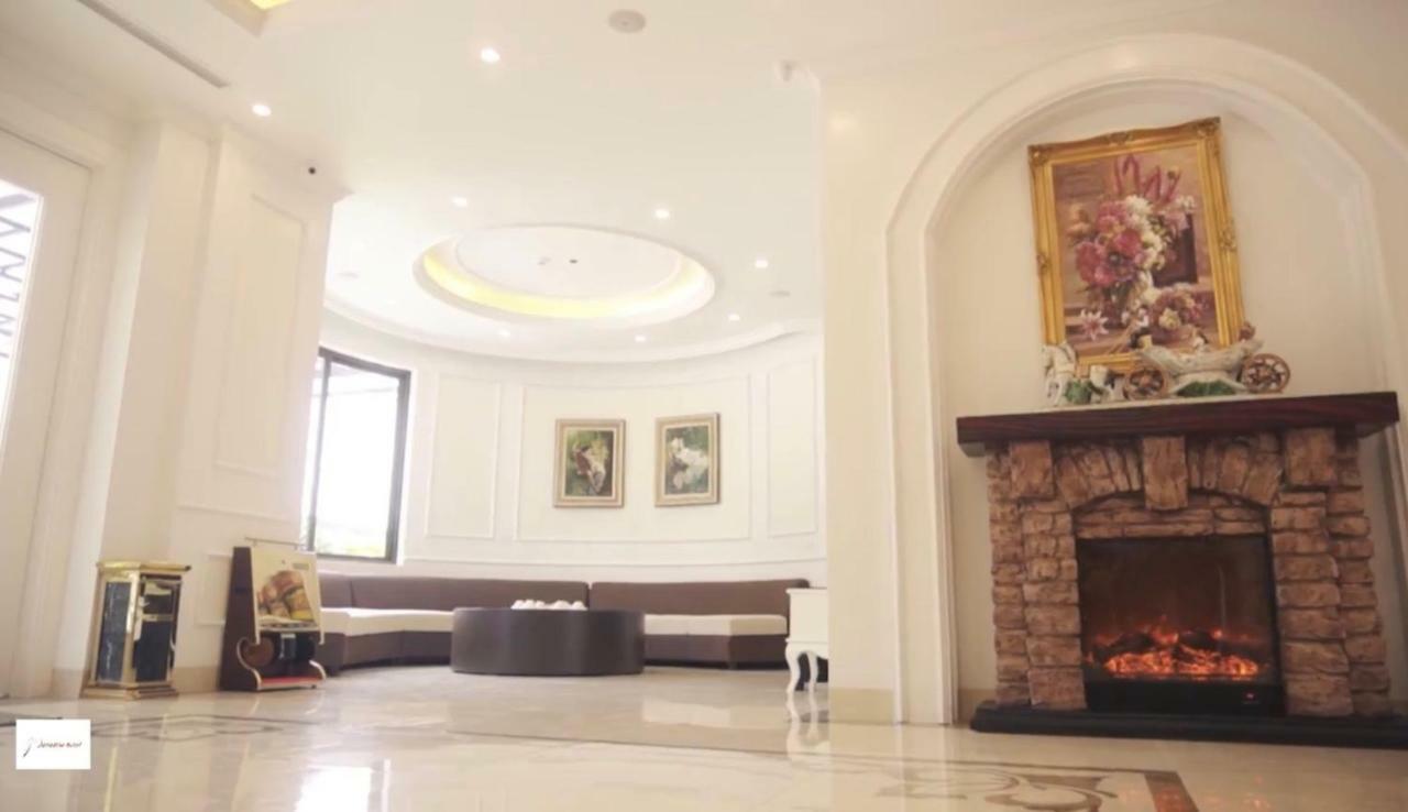Paradise Hotel 3*