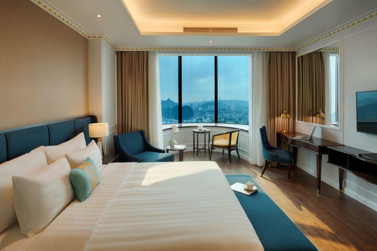 Flc Halong Bay Golf Club & Luxury 5*