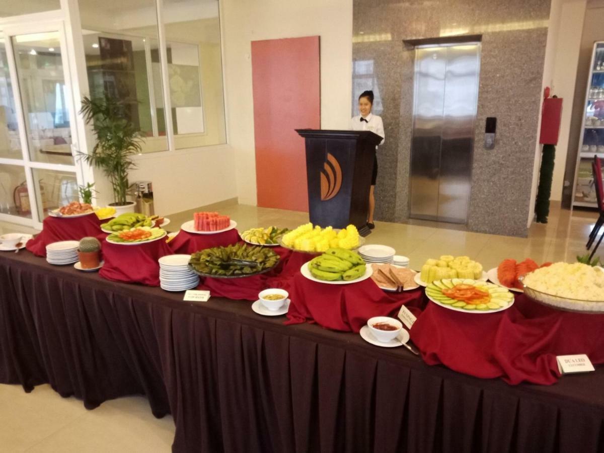 Golden Star Hotel 3*