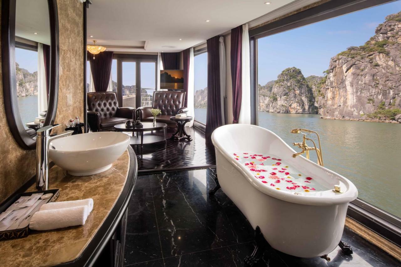 Ambassador Cruise Halong Bay 5* Hạ Long