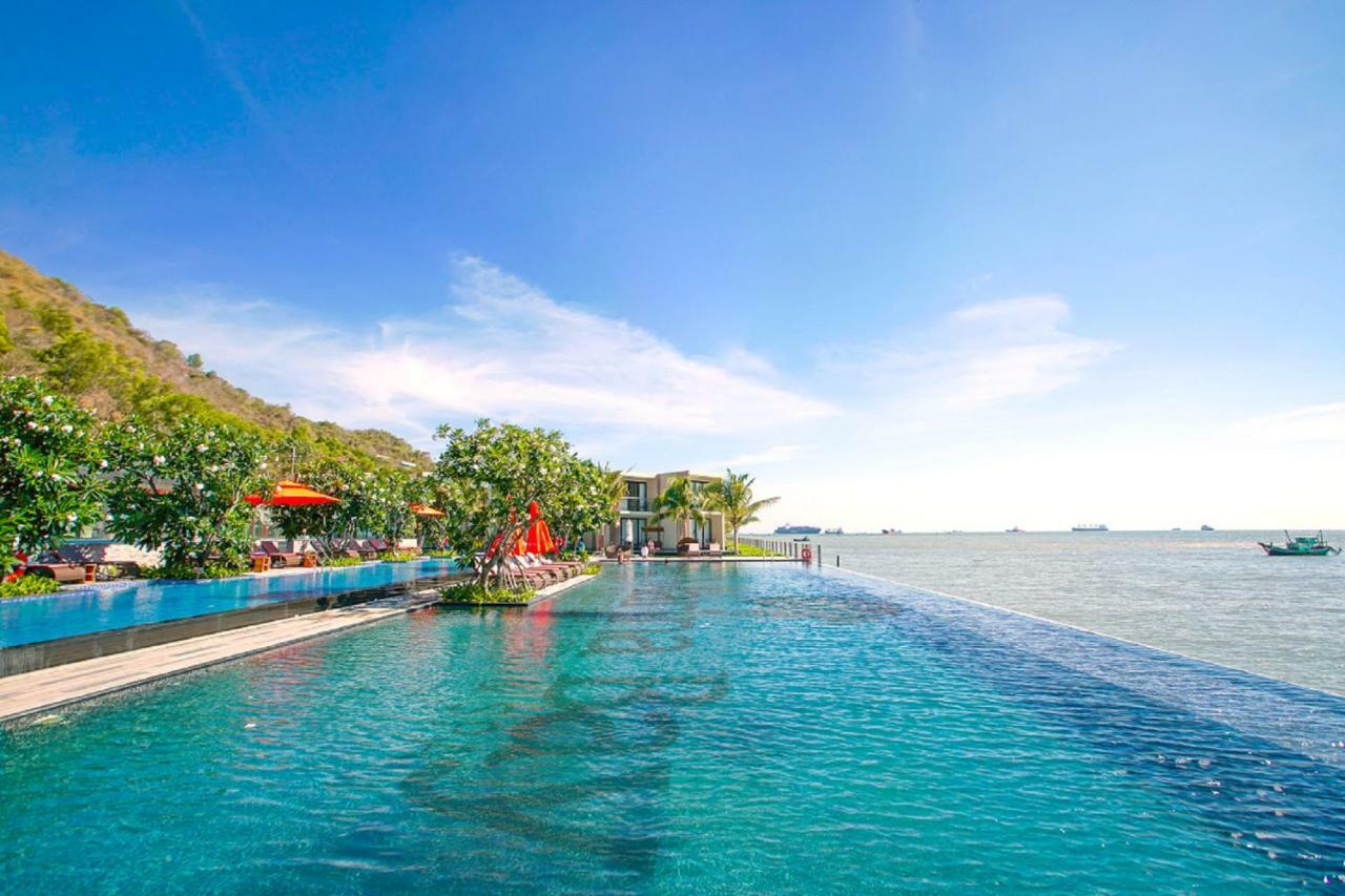 Marina Bay &