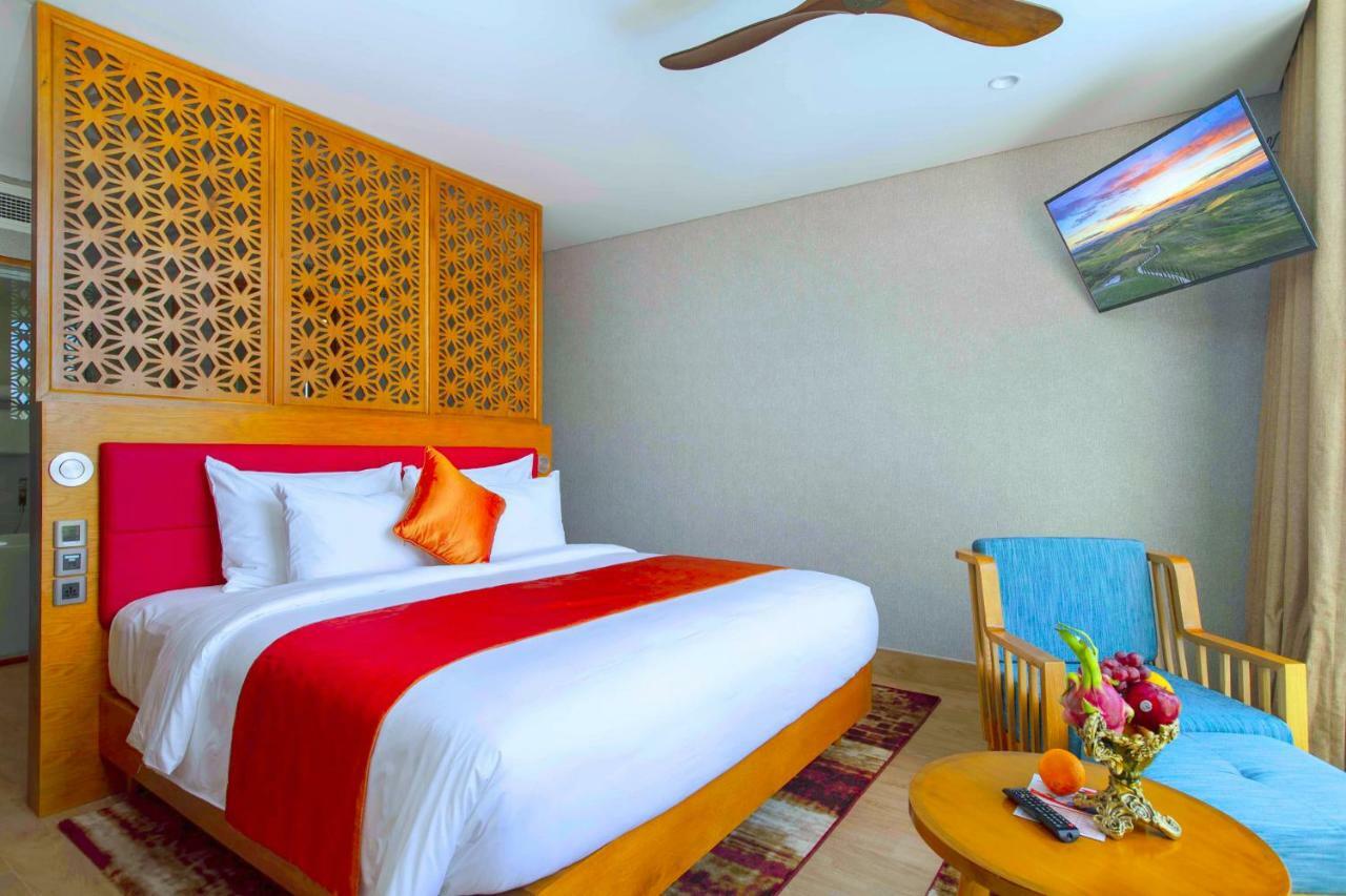 Resort Marina Bay & 5*